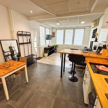 Apartament Le Souplex - Baignoire Balneo & Cosy - Acces Tram Proche - Commerces A Proximite