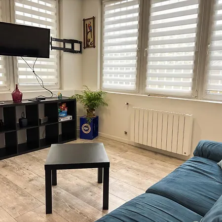 Le Souplex - Baignoire Balneo & Cosy - Acces Tram Proche - Commerces A Proximite