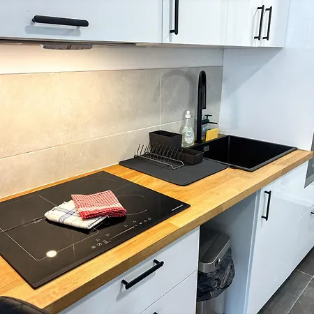 Le Souplex - Baignoire Balneo & Cosy - Acces Tram Proche - Commerces A Proximite Strasburg