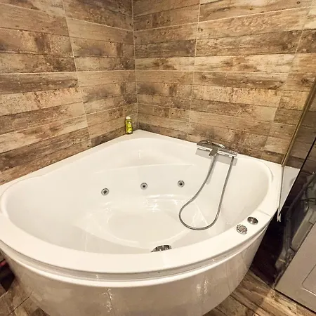 Le Souplex - Baignoire Balneo & Cosy - Acces Tram Proche - Commerces A Proximite Apartment *