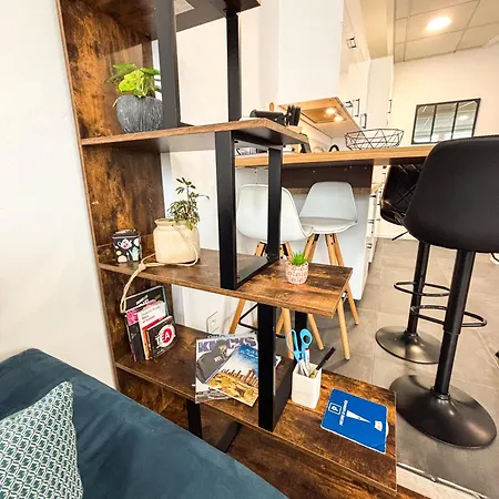 Le Souplex - Baignoire Balneo & Cosy - Acces Tram Proche - Commerces A Proximite Apartament