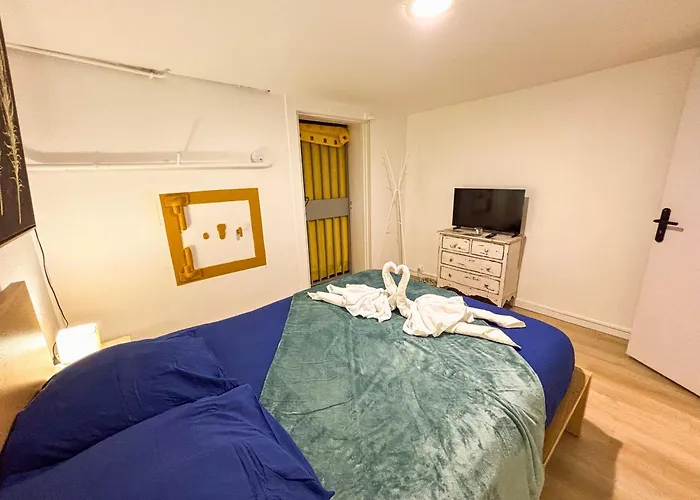 Le Souplex - Baignoire Balneo & Cosy - Acces Tram Proche - Commerces A Proximite Strasburg