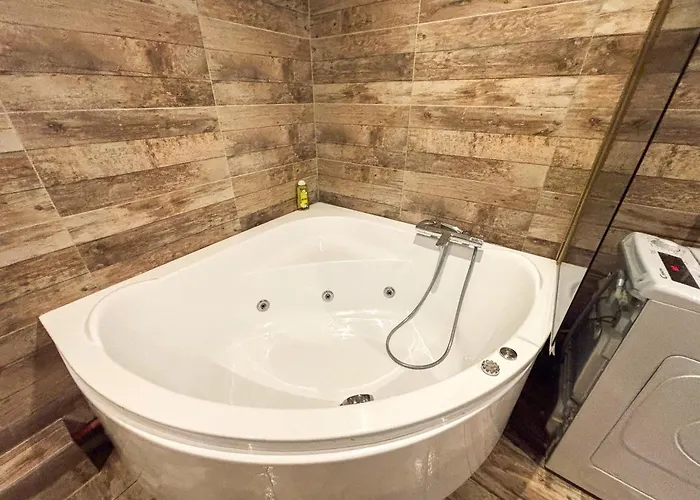 Le Souplex - Baignoire Balneo & Cosy - Acces Tram Proche - Commerces A Proximite Apartament *